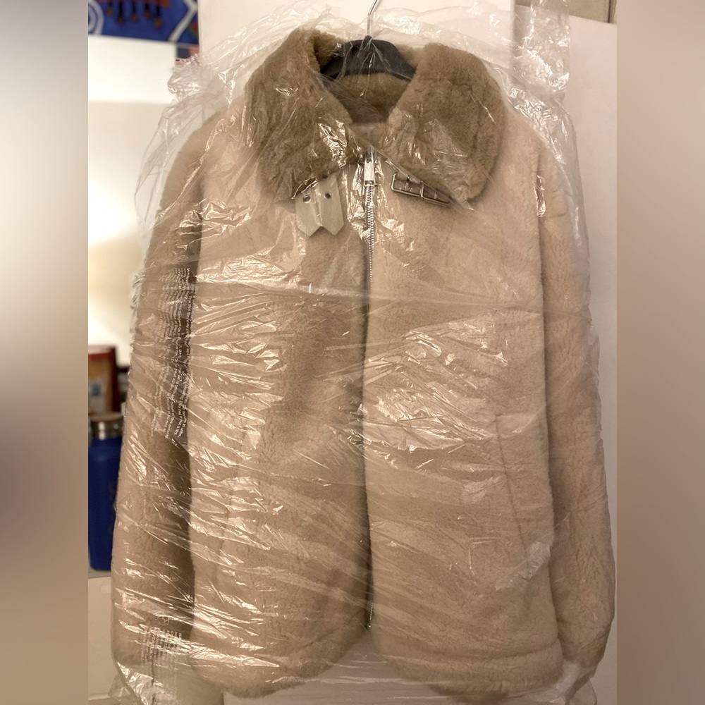 Oversized fur-effect jacket
